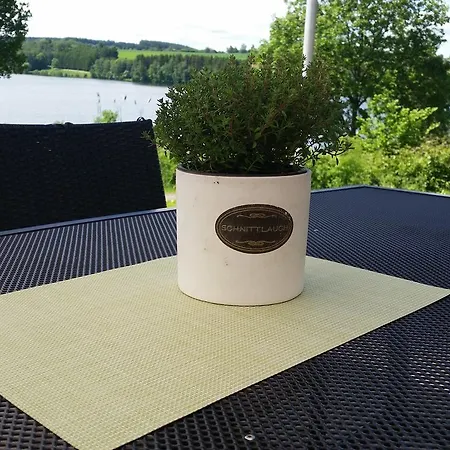 Hotell Am Untreusee