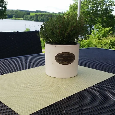 Hotel Am Untreusee 3*